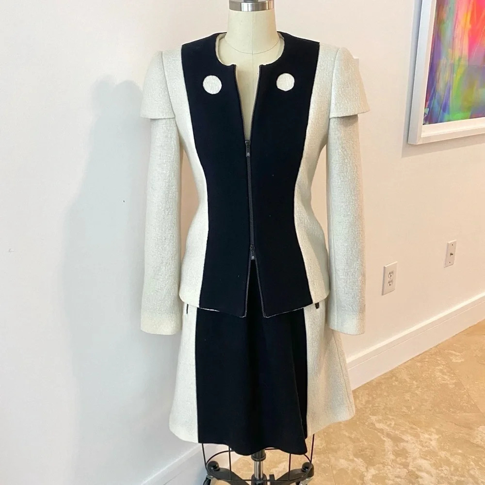 Pristine JC de Castelbajac Wool Black and White Designer Skirt‎ Suit Size 38